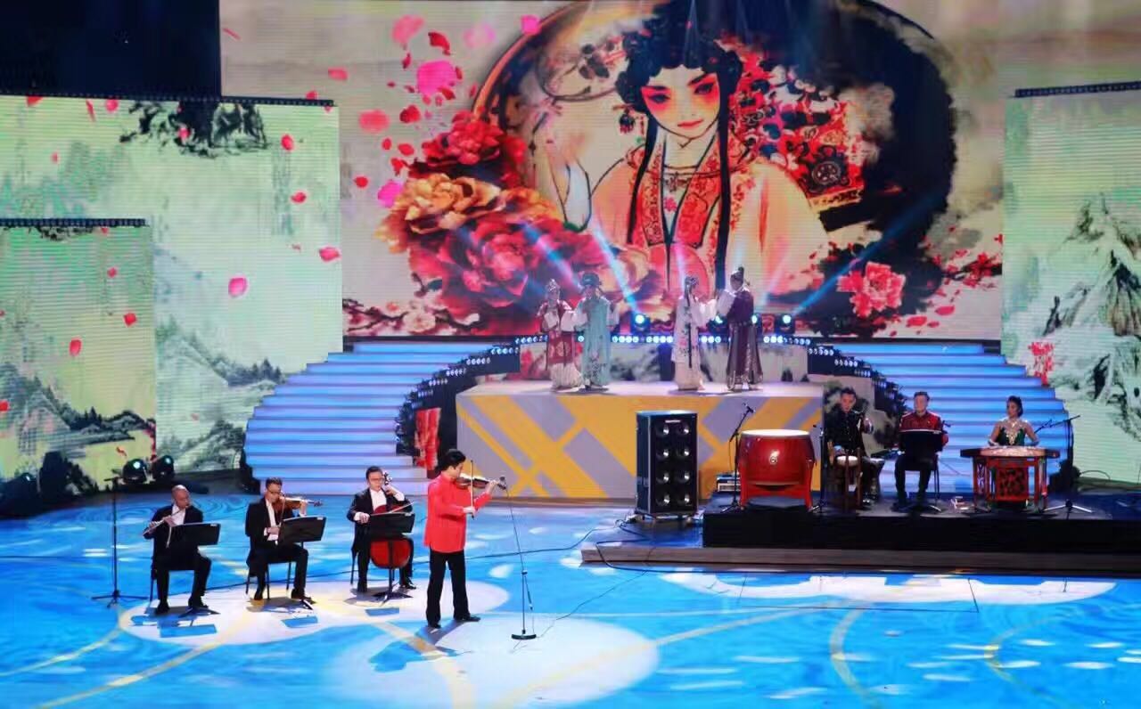 青岛灯光音响租赁之舞台灯光设计